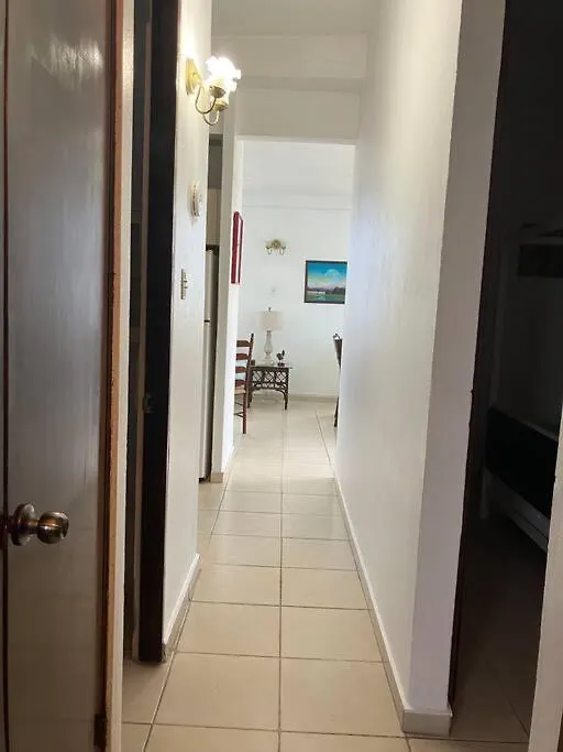 Vakantiehuis The Brisas' House-3 Beds, 6Pp. Sunny, Quiet Villa San Juan