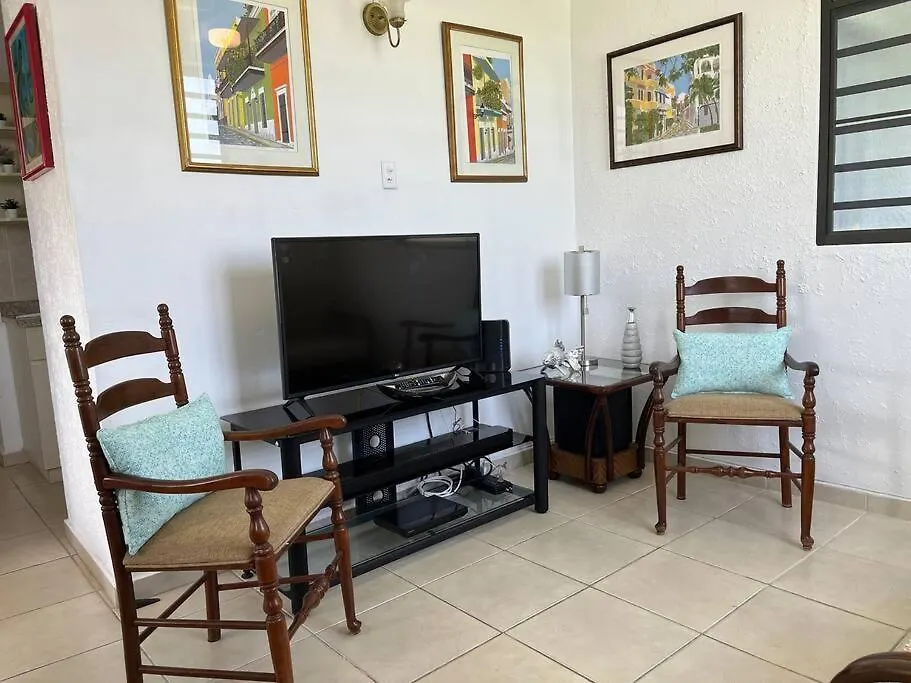 Vakantiehuis The Brisas' House-3 Beds, 6Pp. Sunny, Quiet Villa San Juan